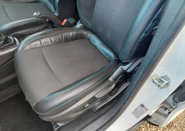 Chevrolet Trax cena 35900 przebieg: 219000, rok produkcji 2013 z Lębork małe 781